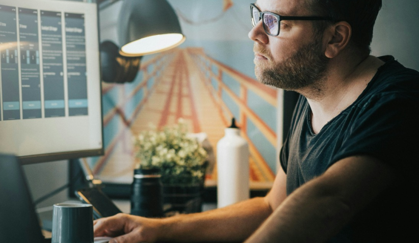 Einstellung der besten Remote- <br> Designer in 48 Stunden